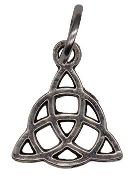 This website focuses on modern Celtic spirituality, druidry, nature veneration, and educational cont.