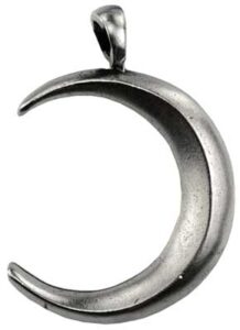 This website focuses on modern Celtic spirituality, druidry, nature veneration, and educational cont.