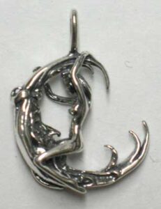 This website focuses on modern Celtic spirituality, druidry, nature veneration, and educational cont.