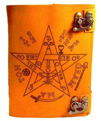 This website focuses on modern Celtic spirituality, druidry, nature veneration, and educational cont.