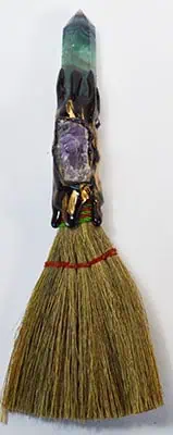 This website focuses on modern Celtic spirituality, druidry, nature veneration, and educational cont.